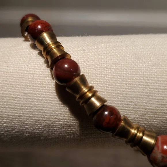 🦋NIB TIGER EYE BRASS NECKLACE